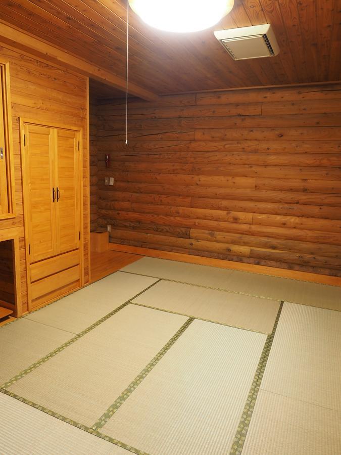 かなやま湖ログホテルラーチ 南富良野町 部屋 写真